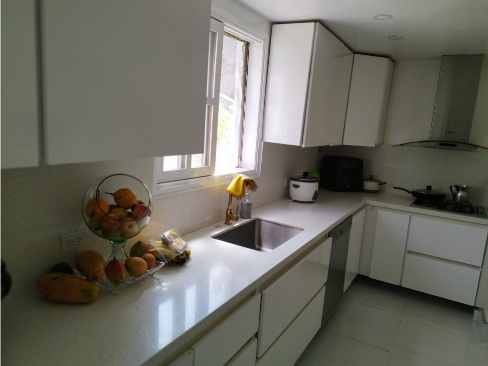 Casa en venta en Loma Del Escobero Envigado — foto 2