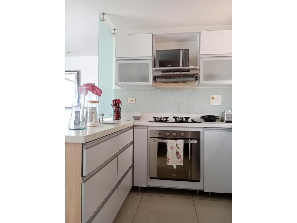 Apartamento en Arriendo en El Poblado Medellín — foto 2