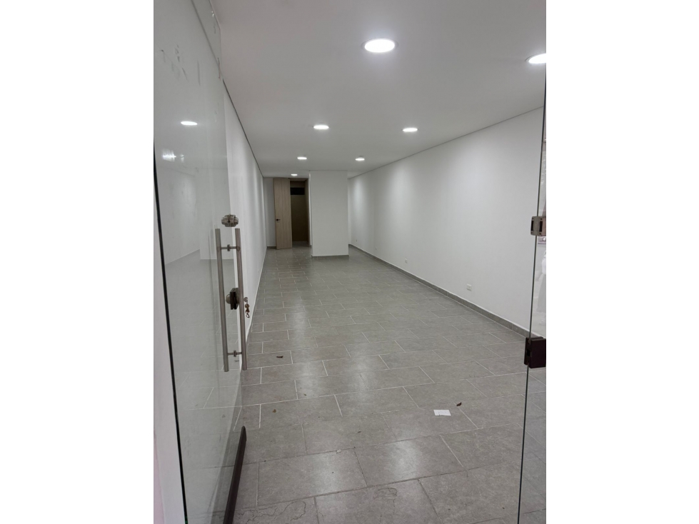 Local en arriendo en Laureles Medellín — foto 4