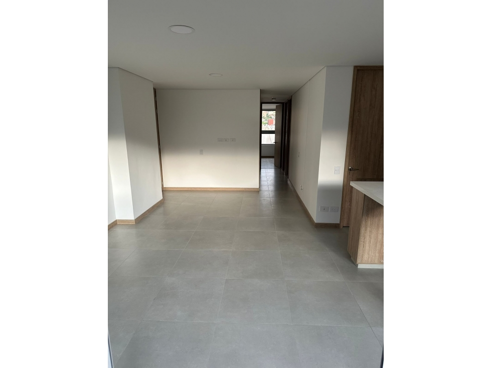 Apartamento en venta en Loma de San Jose Sabaneta — foto 3
