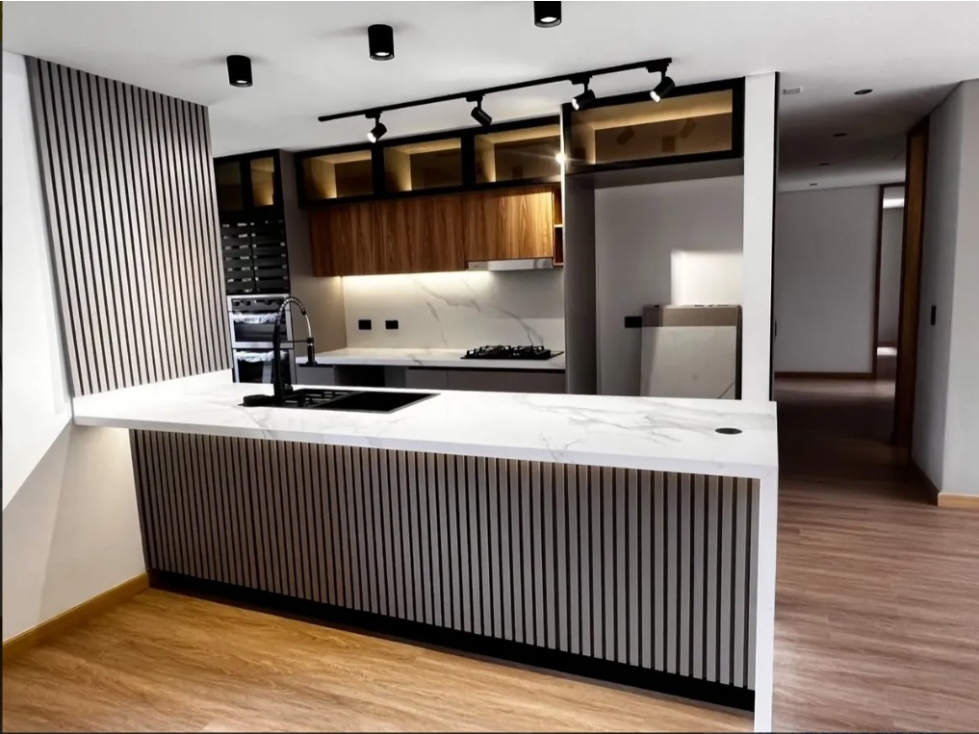 Apartamento en venta en Los Balsos El Poblado Medellín — foto 2
