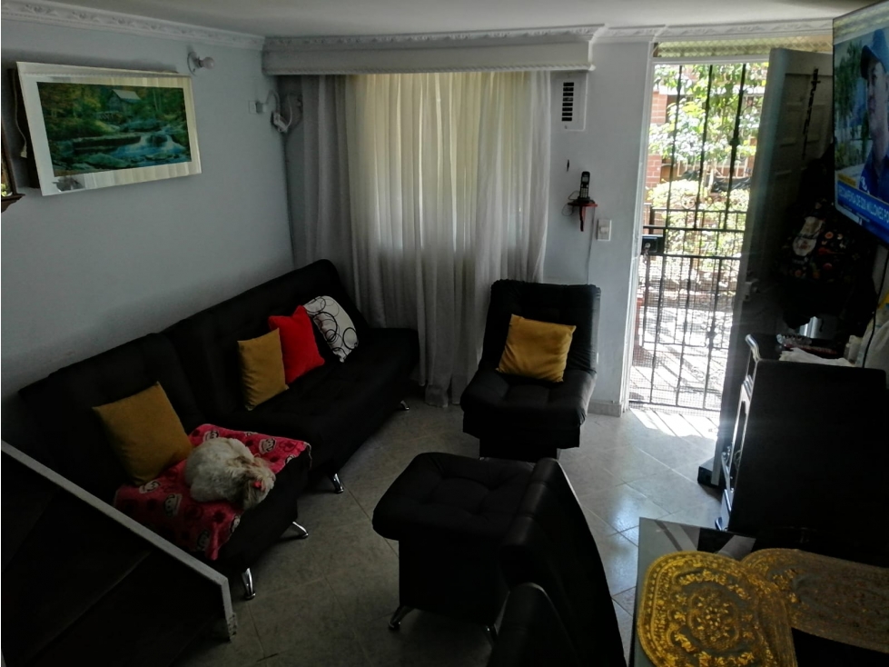 Casa Unifamiliar en venta en Niquia Bello