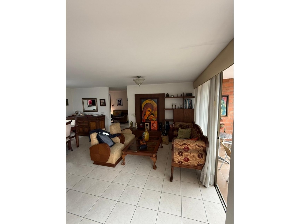 Apartamento en venta en Jardines Envigado - 2
