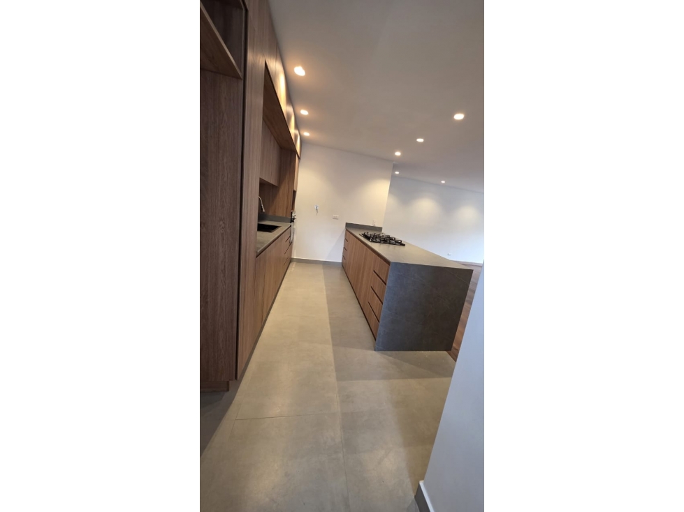 Apartamento en arriendo en Loma de las brujas Envigado — foto 3