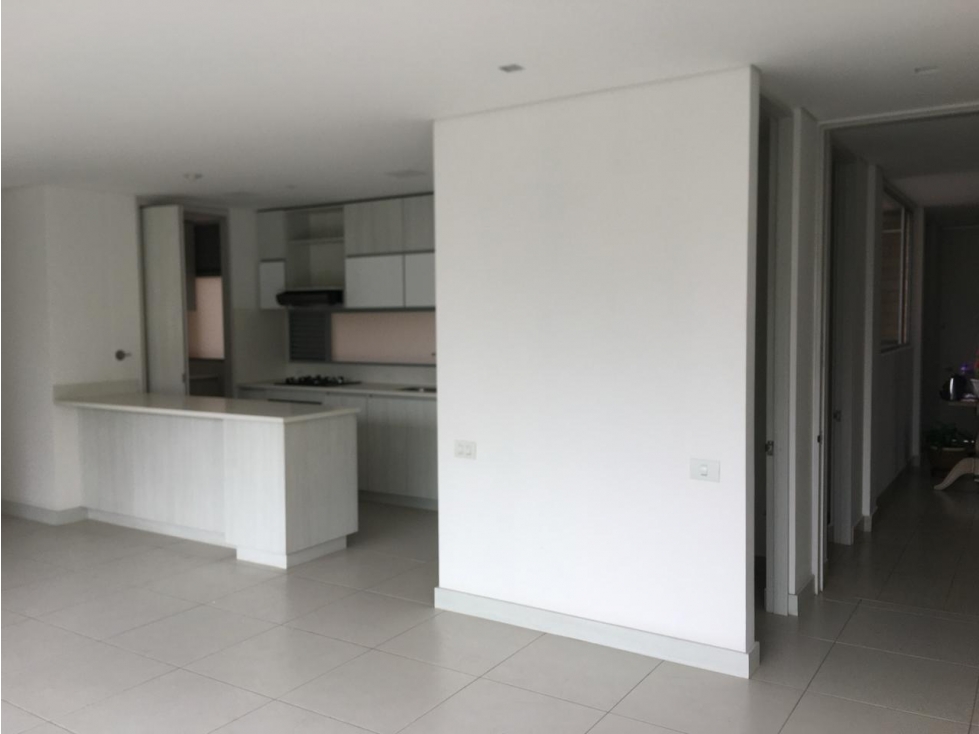 Apartamento en arriendo en Loma Del Chocho Envigado — foto 3