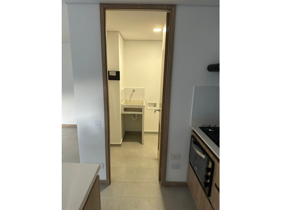 Apartamento en venta en Loma de San Jose Sabaneta — foto 4