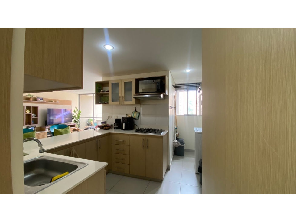 Apartamento en venta en Loma de San Jose Sabaneta — foto 6