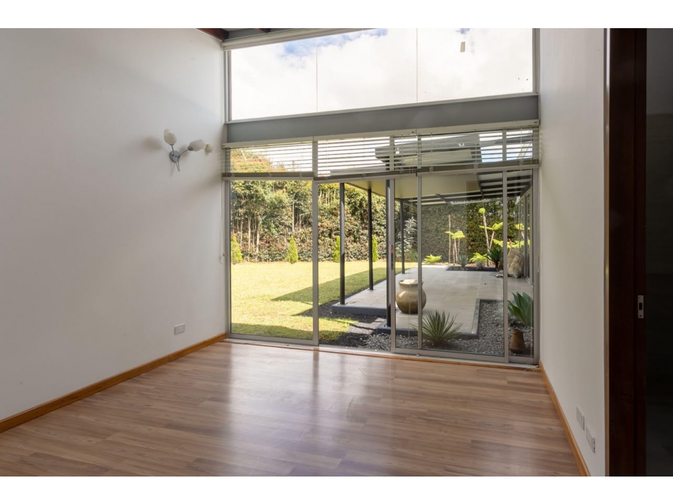 Casa Campestre en venta o Arriendo en Loma del Escobero Envigado — foto 6