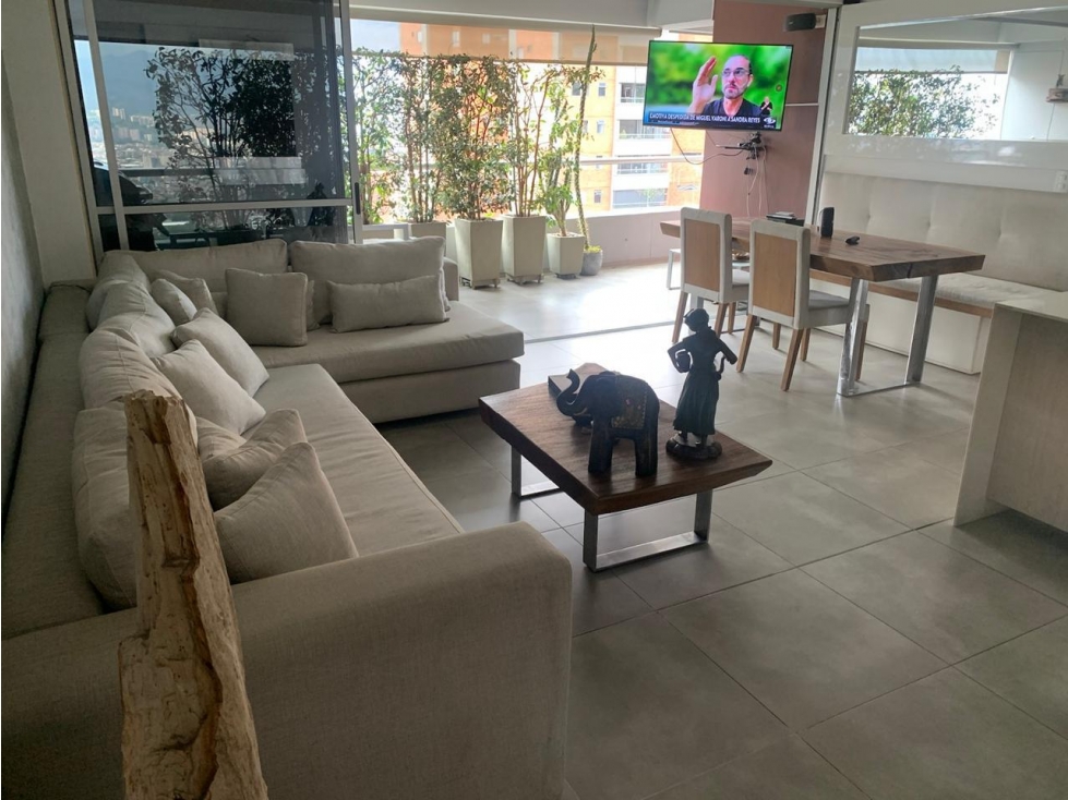 Apartamento en venta en Loma De Las Brujas Envigado — foto 2