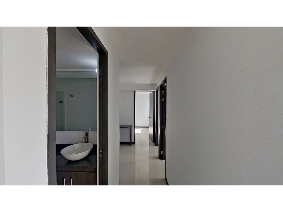 Apartamento en venta en Niquia Bello — foto 4