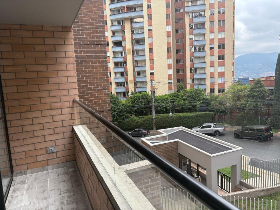 Apartamento en venta en Loma Del Indio Medellín — foto 5