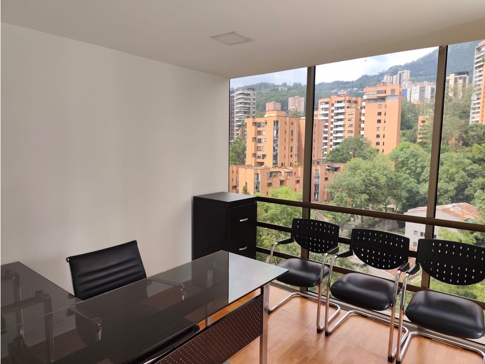 Oficina en Arriendo En El Poblado Medellín — foto 3