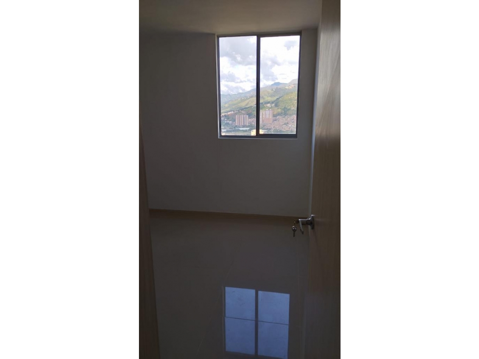 Apartamento en venta en Amazonia Bello — foto 5