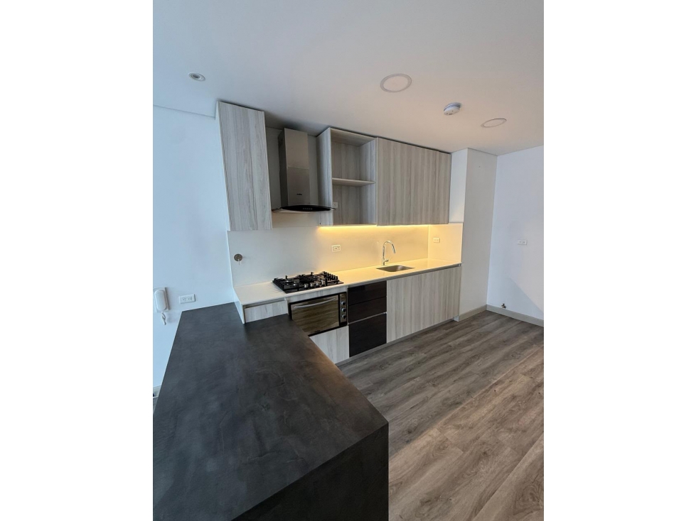 Apartamento en Arriendo en El Poblado Medellín - 1