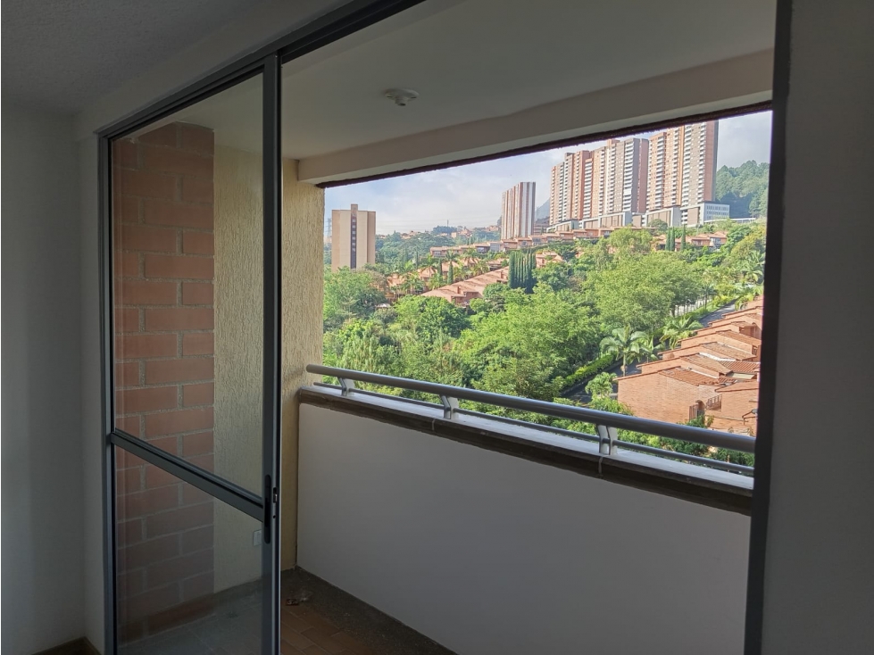 Apartamento en venta en Amazonia Bello — foto 3