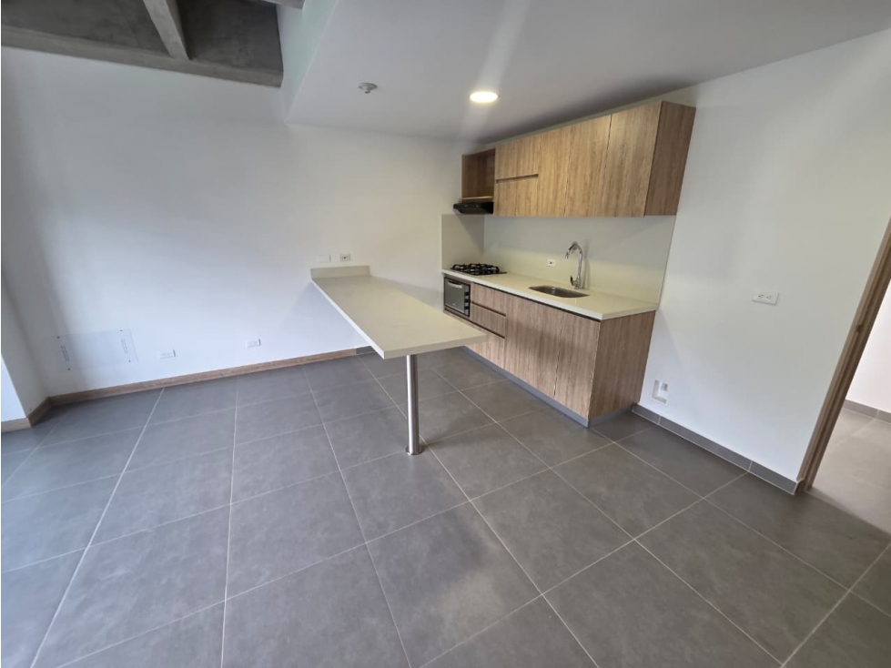 Apartamento en Loma Del Escobero Envigado Permite rentas cortas — foto 2