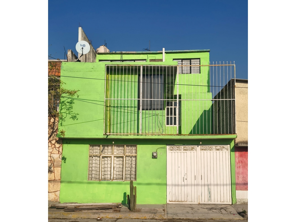 CASA EN VENTA JARDINES DE MORELOS - 1