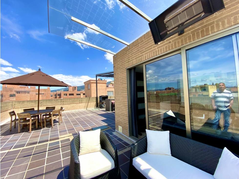 ESPECTACULAR PENTHOUSE CON INCREIBLE TERRAZA-SANTA PAULA-VENTA