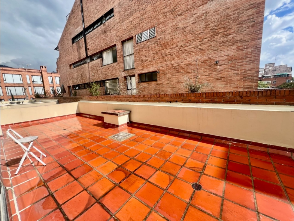 VENDEMOS APARTAMENTO EN SANTA BARBARA 35 MTS DE INCREIBLE TERRAZA — foto 4