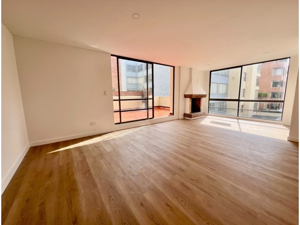 VENDEMOS APARTAMENTO EN SANTA BARBARA 35 MTS DE INCREIBLE TERRAZA