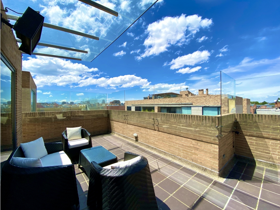 ESPECTACULAR PENTHOUSE CON INCREIBLE TERRAZA-SANTA PAULA-VENTA — foto 4