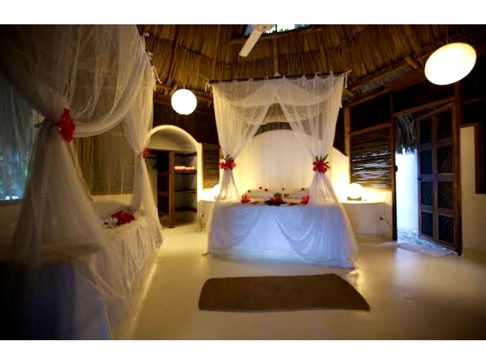 ESPECTACULAR HOTEL EN PALOMINO CON 100 MTS DE FRENTE DE PLAYA-VENTA - 5