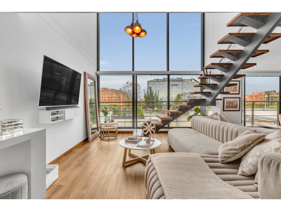 VENDEMOS PENTHOUSE REMODELADO EN PASADENA — foto 2