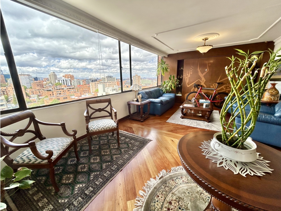 VENDEMOS ESPECTACULAR APTO EN EL NOGAL-VISTA 360 °
