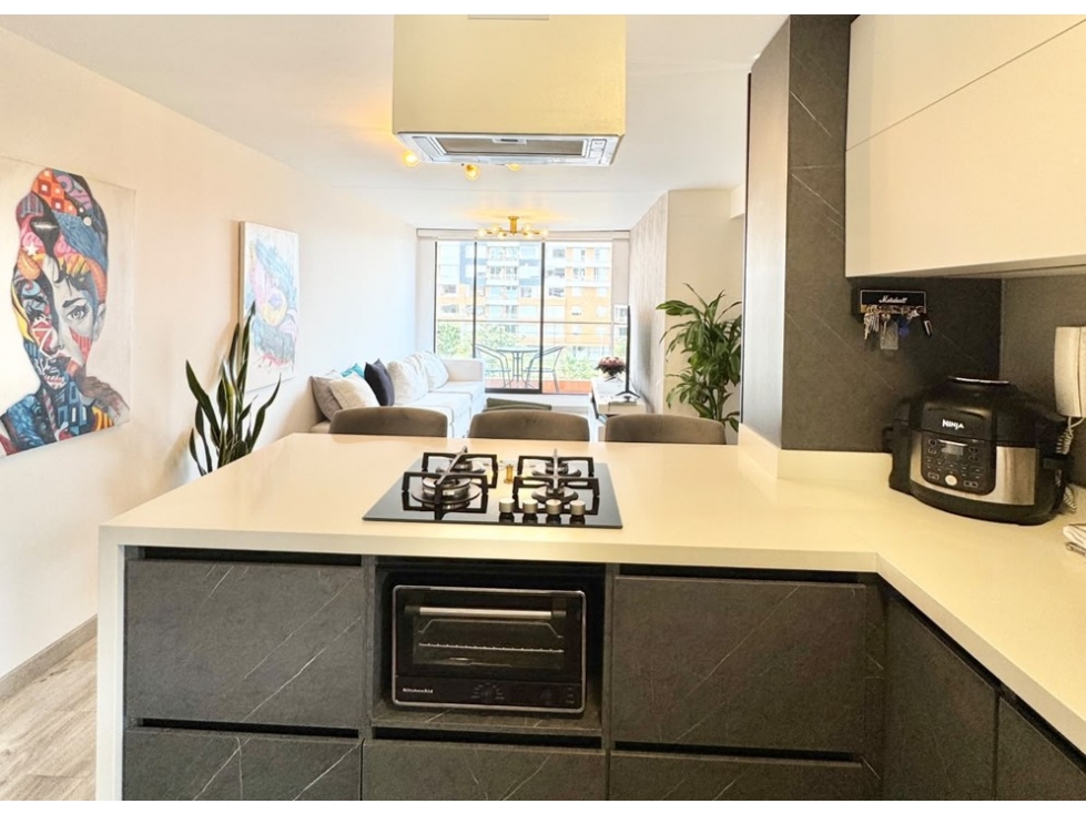 VENDEMOS APARTAMENTO EN LA COLINA REMODELADO — foto 3