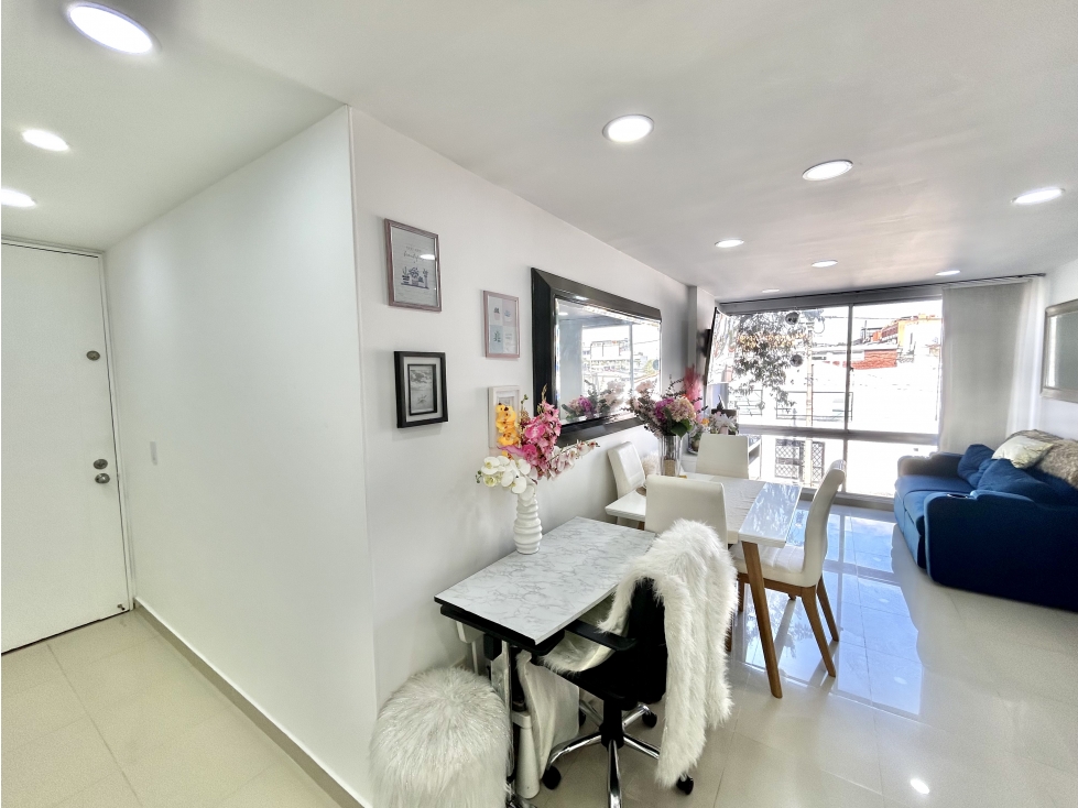 RENTAMOS EXCELENTE APTO EN SANTA PAULA-AMOBLADO-2 ALCOBAS — foto 3
