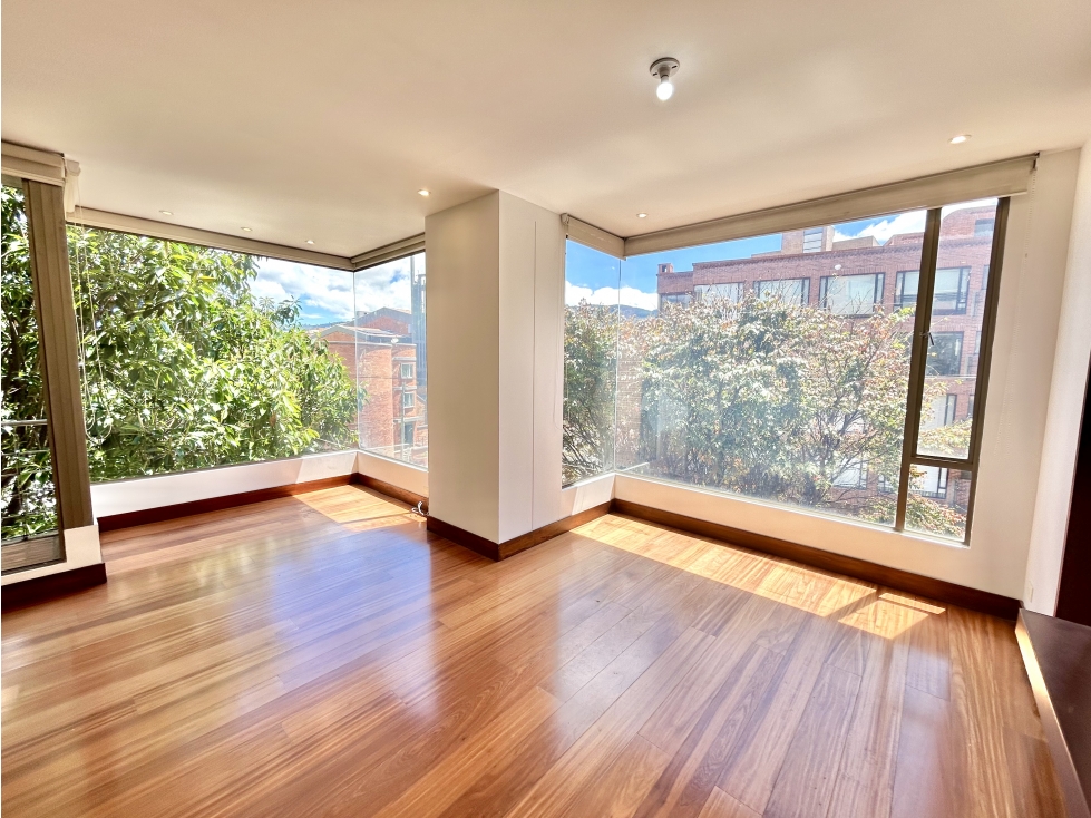 RENTAMOS INCREIBLE APTO EXTERIOR-BALCÓN-INCREIBLE VISTA — foto 4