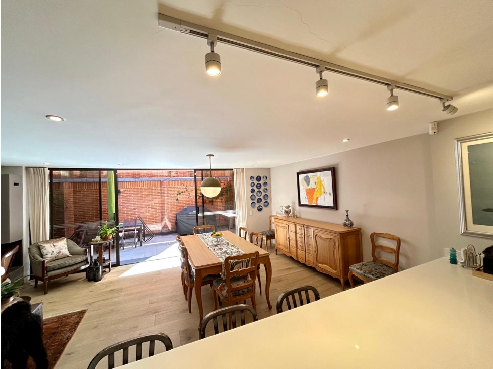 VENDEMOS APTO. REMODELADO EN LA CAROLINA CON TERRAZA — foto 5
