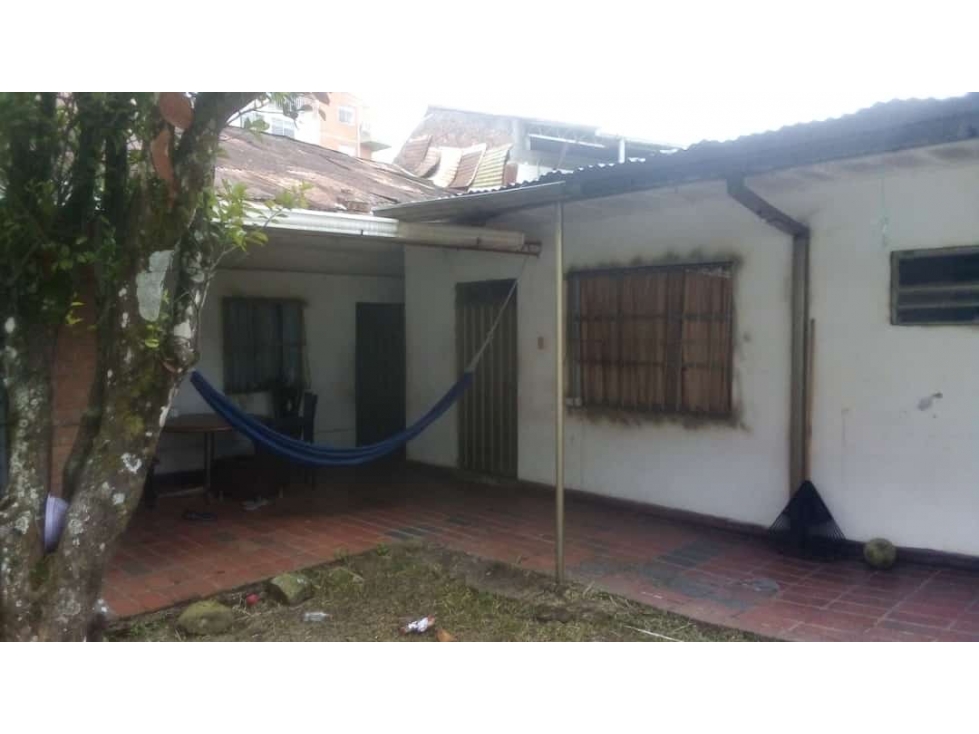 Se vende lote urbano de 300M2 en La Mesa Cund, Col. en 600 millones - 1