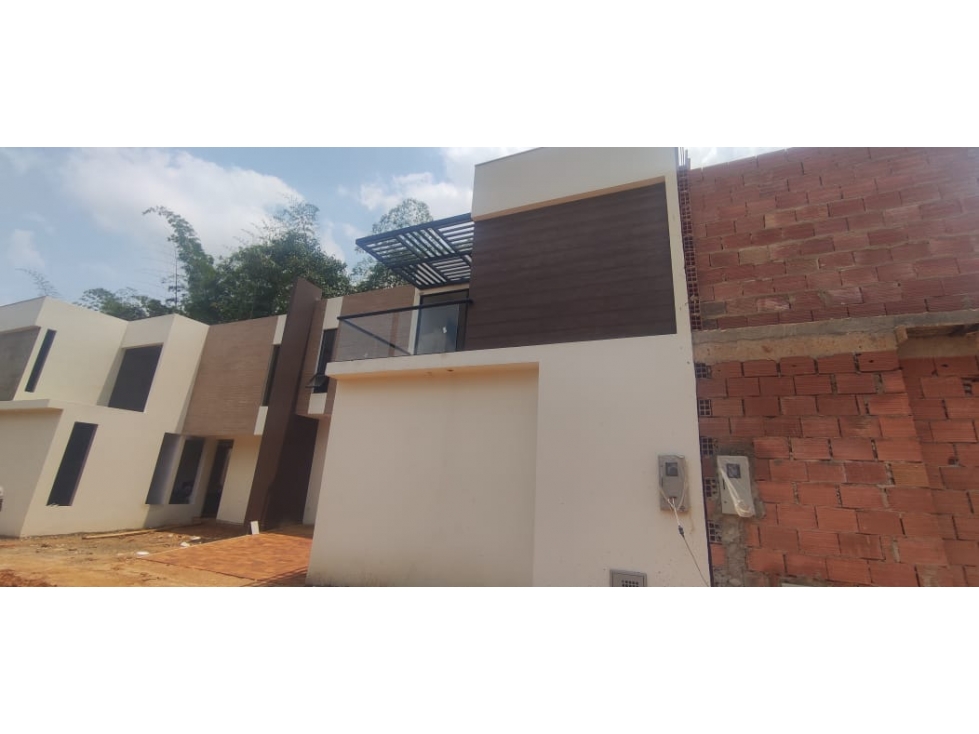 Se vende casa de 150 M2 en 410 MILL en La Mesa Cund, COL.