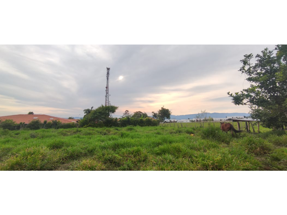Se vende lote de 4000 M2 en 2000 mill en La Mesa Cund, COL. - 1