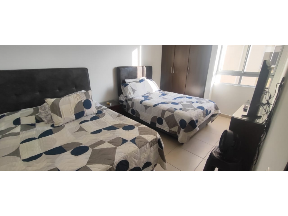 Lindo apartamento de 87 M2 en 420 mill en La Mesa Cund, con vista — foto 2