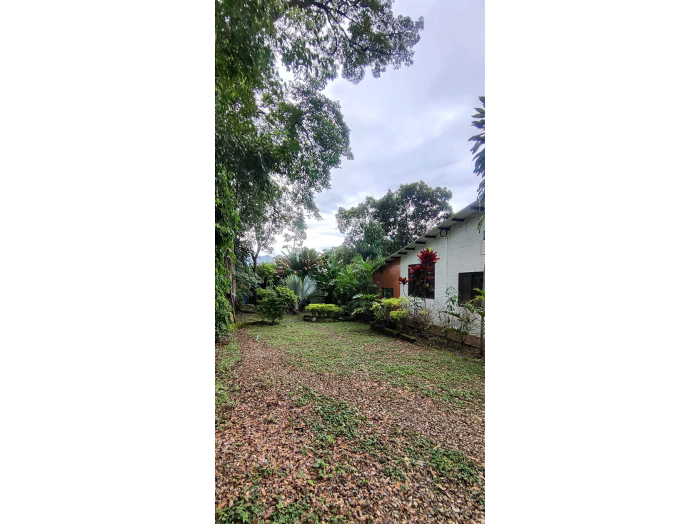 Casa campestre de 1700 M2 en San Javier insp. de La Mesa con piscina — foto 4