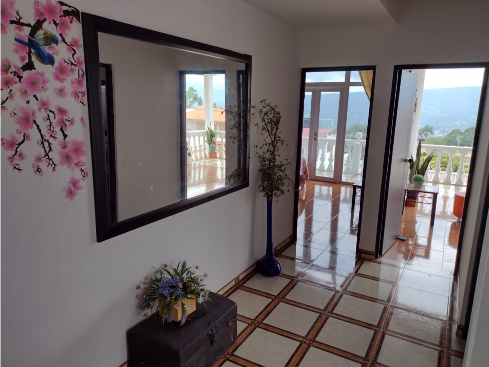 Venta de Casa de 190 m2 en 650 mill neg, en Mesitas del Colegio cund. — foto 4