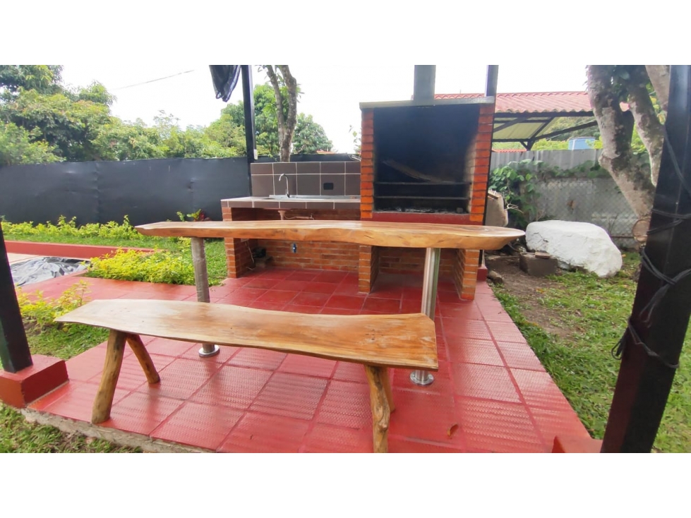 Venta de casa campestre de 800 M2 en La Mesa Cund, semi urbana. — foto 3