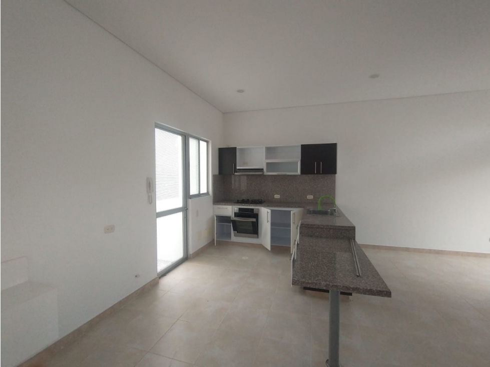 Casa campestre en Conjunto de 247 M2 en La Mesa Cund, en 610 mill