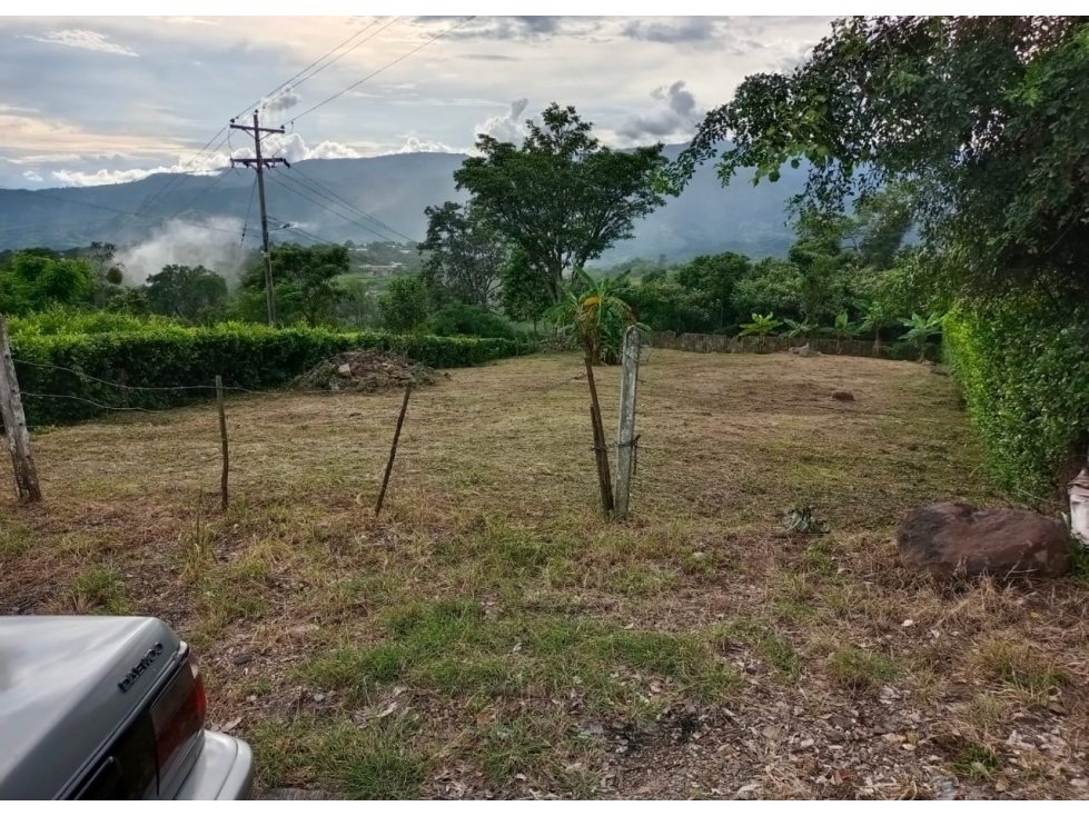 Se vende lote de 1080 M2 en 350 mill negoc, en La Mesa Cund, COL. — foto 2