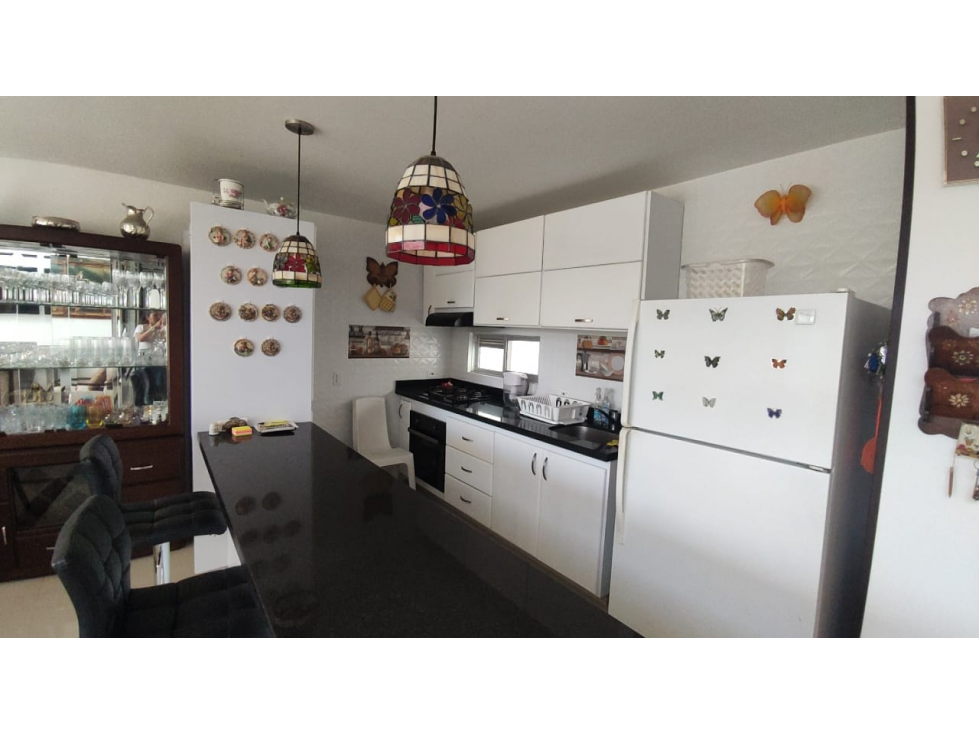 Se vende penthouse de 178 M2 en 700 mill en La Mesa Cund, COL. — foto 4