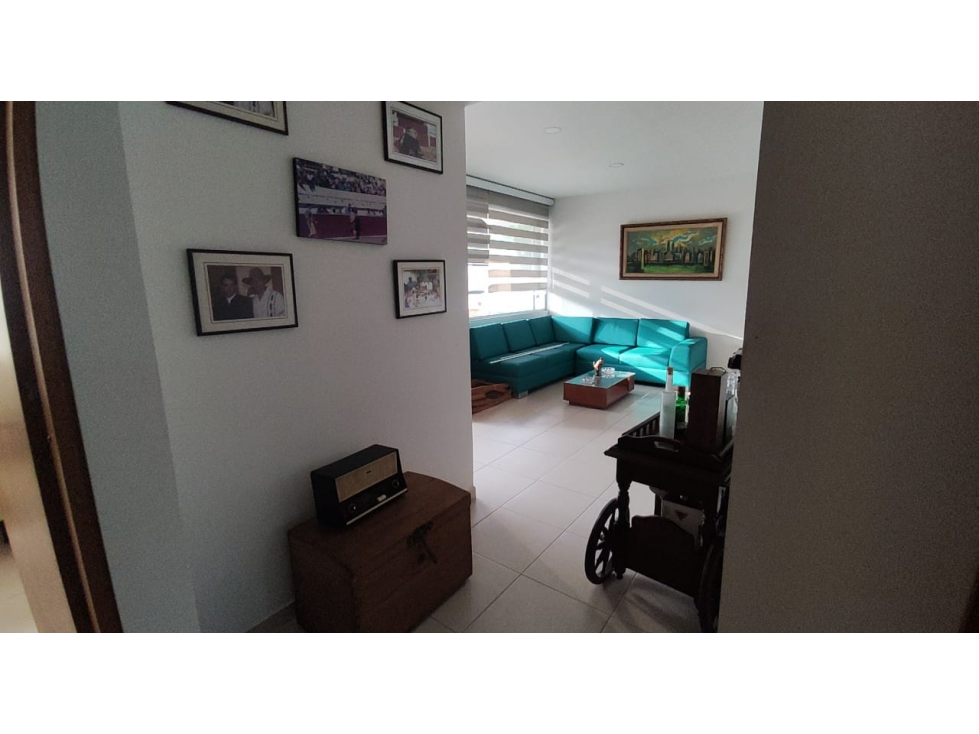 Venta de casa urbana de 198 M2 en 480 mill en La Mesa cund, COL. — foto 2