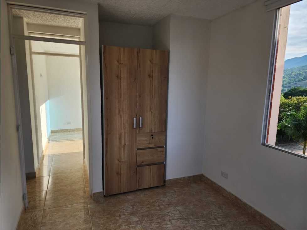 Venta de apartamento de 70,09 M2 en 235 mill en San joaquin, La Mesa — foto 2