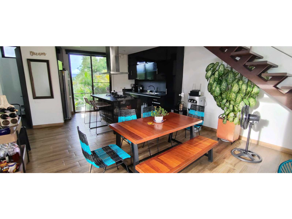 Espectacular casa de 220 M2 en 765 mill en #lamesacund con piscina — foto 2