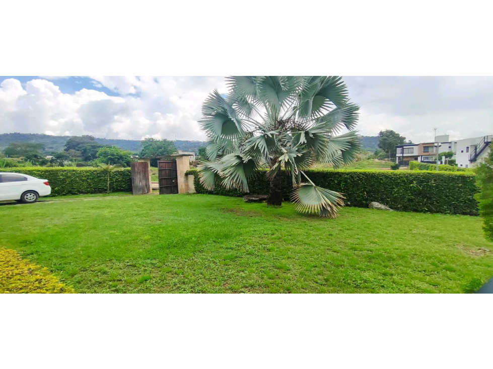 Casa campestre en Condominio de 1704 M2 con piscina en La Mesa cund — foto 2