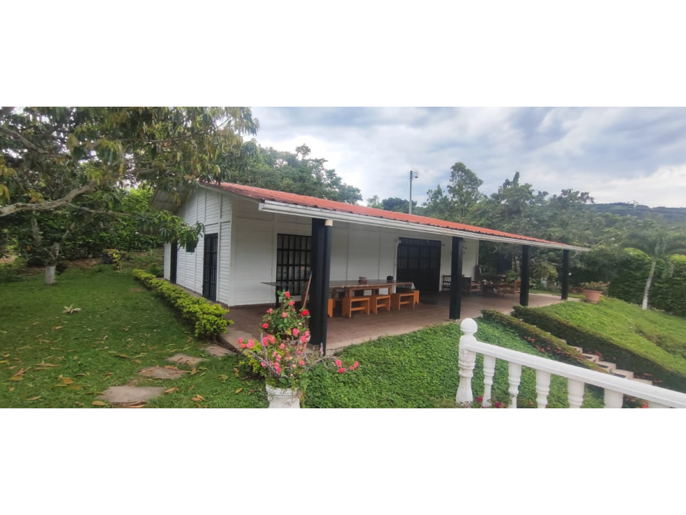 Casalote campestre de 2500 m2 en 650 mill entre La Mesa, con vista. — foto 4