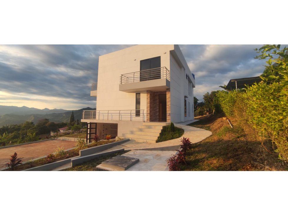 Vendido de 850 M2 en 750 mill en La Mesa Cund