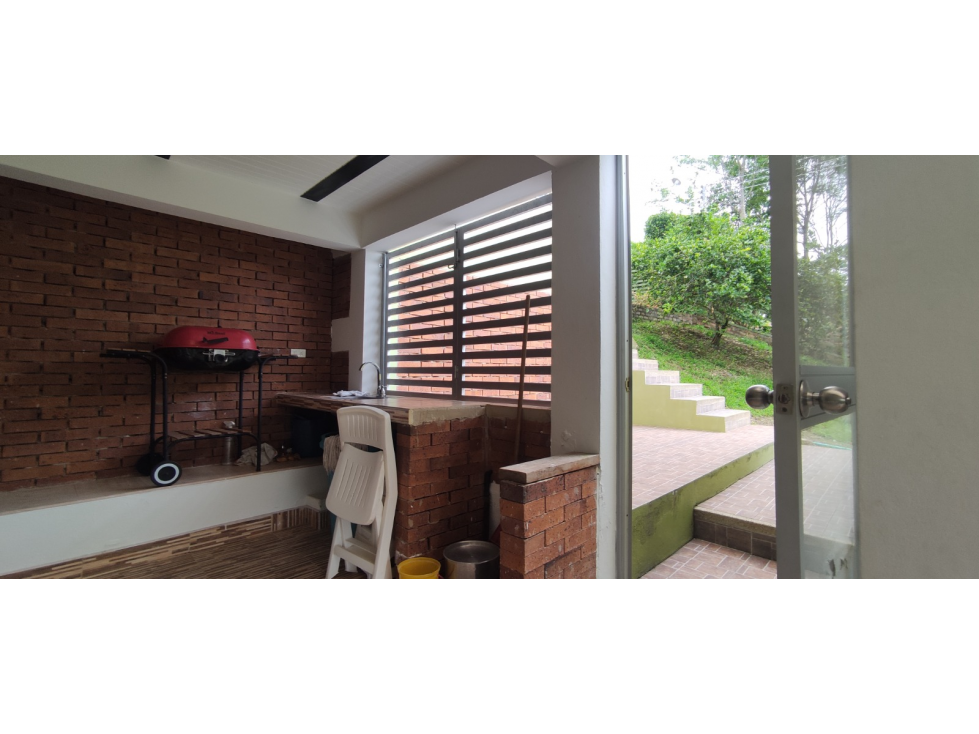 Casa campestre urbana de 800 M2 en 650 mill en La Mesa Cund — foto 2