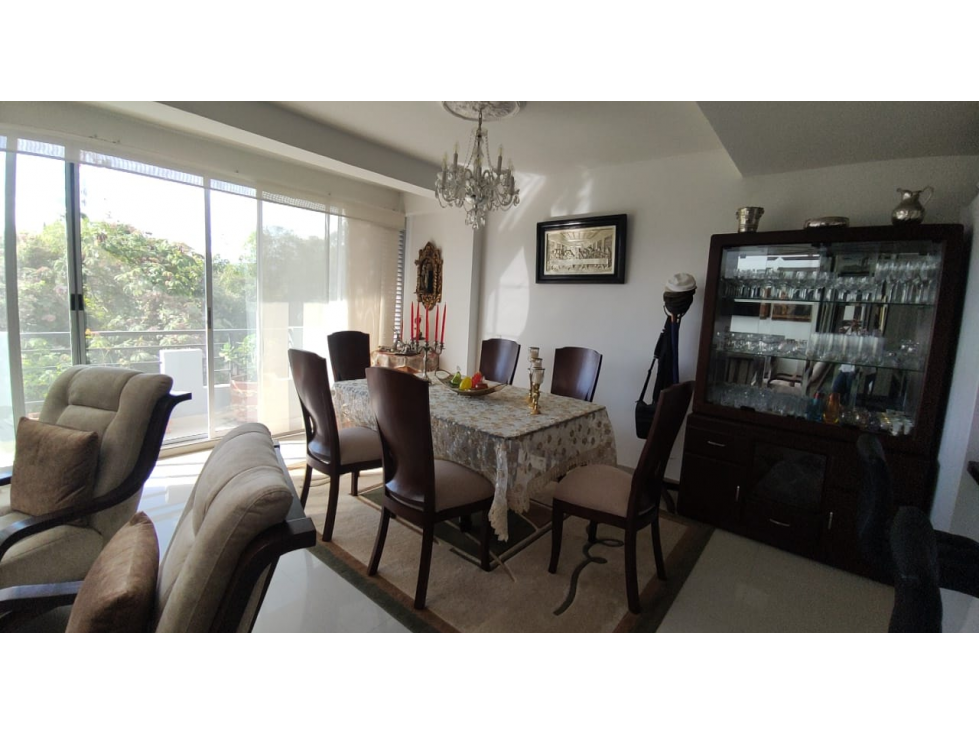 Se vende penthouse de 178 M2 en 700 mill en La Mesa Cund, COL. — foto 3